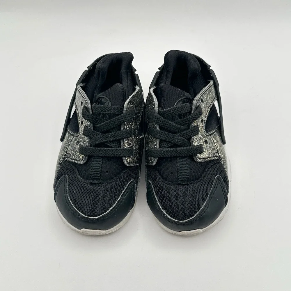 Nike Huarache Run SE‎ TD Sneakers Size 5C Black/Metallic Gold 859592-005 Toddler